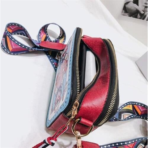 Wide Strap Crossbody Bags Funny Lady Messenger Bag Chic Small Purse Female Bag 2022 Fashion Poker Cat Design Women Shoulder Bags