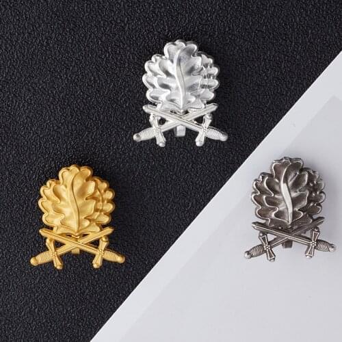 WW2 WWII German Knight Iron Cross Oak Leaves Swords Pin Badge Gold