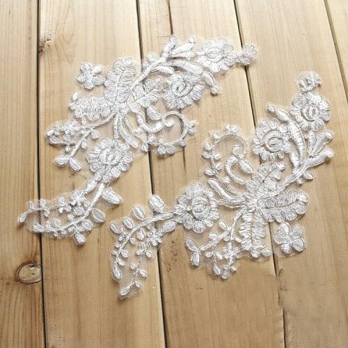 4Pairs/lot L25*W11.5cm Crocheted DIY Wedding Dress Decoration Material Polyester Car Bone Embroidery Lace Applique A796