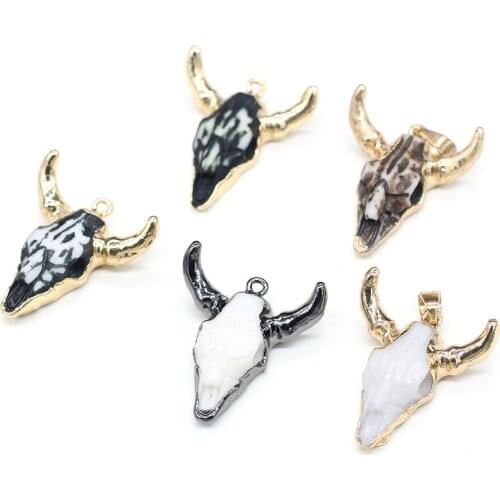 Acrylic Horn Cow Head Necklaces Pendants Ox Head Alloy Charms Pendants DIY for Necklace Jewelry Making