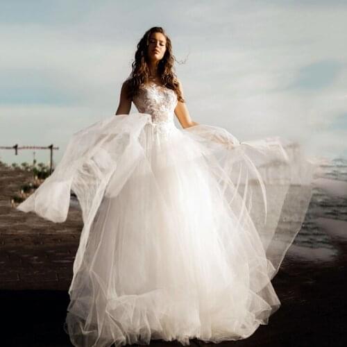 Thinyfull Sheer Illusion Neck Boho Wedding Dress Tulle A Line Bride Dress With Lace Appliques Vestido De Novia 2020