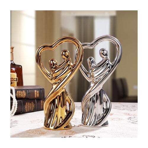 Shiny Porcelain Couple Sculpture Home Decoration Ceramic Wedding Figurine Collectible Ceramic Wedding Gift For Friends
