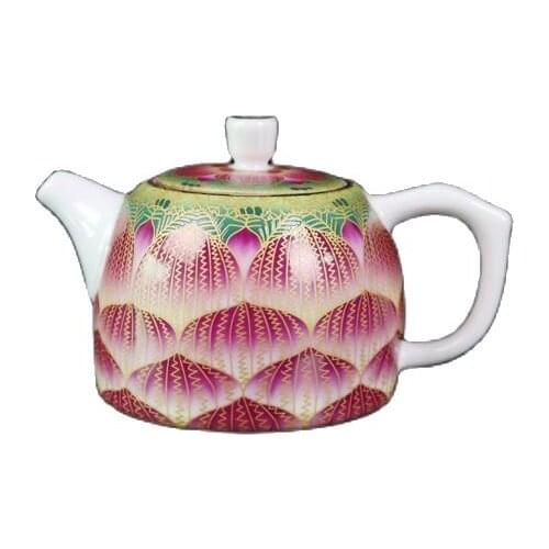 Chinese porcelain pot with gold painted pink lotus pattern