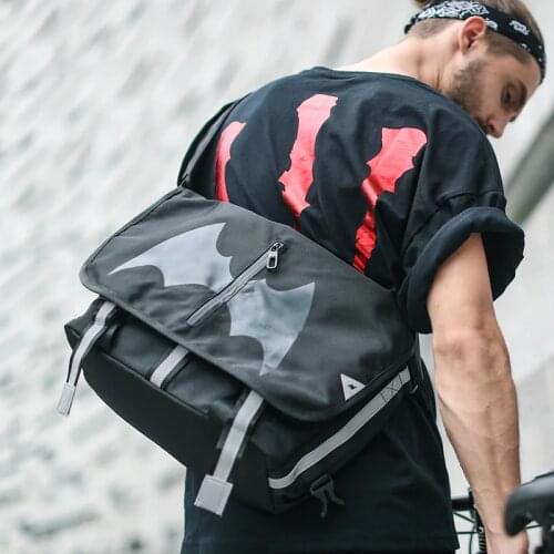 Fashion Bat Pattern Large Capacity Men Bicycle Messenger Bag Boys Skateboard Laptop Sports Bags Teenager Sport Shoulder Bag