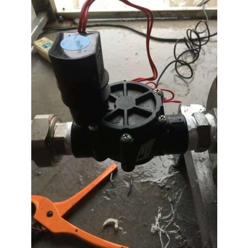 Zanchen 100D In-Line Automatic Sprinkler Valve, 1" Threaded Female x Female