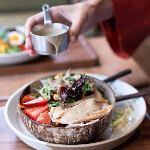 Coconut Bowl Set Natural Handmade Coconut Shell Tableware Wood Spoon Dessert Fruit Salad Mixing Bowl Rice Ramen Bowl 12-15cm