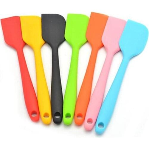 Kitchen Silicone Cream Butter Cake Spatula Mixing Batter Scraper Brush Butter Mixer Cake Brushes Baking Tool