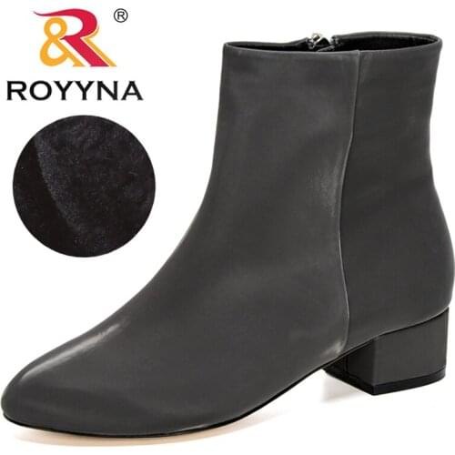 ROYYNA 2020 New Style Popular Ankle Ladies Boots Chunky Winter Shoes Short Plush Boots Women Thick Heel Brand Warm Footwear