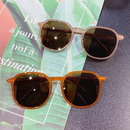2021 New Fashion Women Sunglasses Men Oversized Round Vintage Sun Glasses Frame Classic Brand Design Sun Eye Glasses Uv400