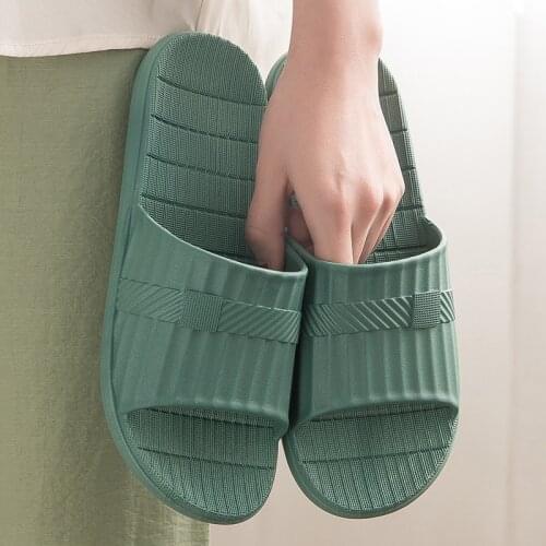 Slipper Womens Summer Bathroom Bath Non-Slip Soft Bottom Home Couple Plastic Slippers Mens Wear-Resistant house shoes