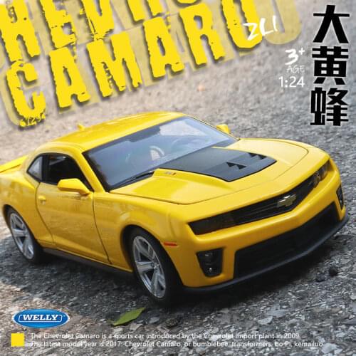 Welly 1:24 Chevrolet Comello Bumblebee alloy car model Diecasts Toy Vehicles Collect gifts Non-remote control type transport toy