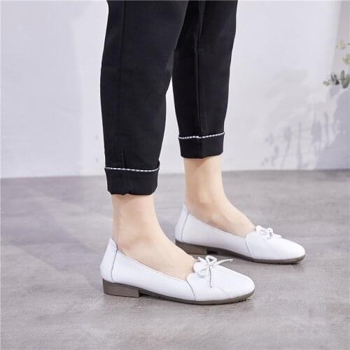 Womens Leather Shoes Autumn New Moccasin Shoes Comfortable Office Shoes Fashion Bow Knot Low Heel Shoes Slip-on Mother Shoes