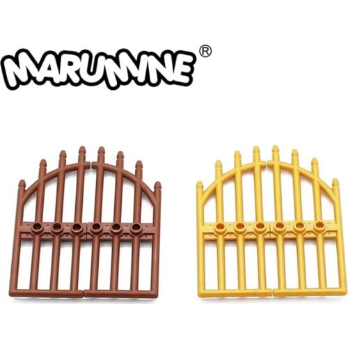 Marumine 42448 Door 1 x 4 x 9 Arched Gate with Bars and Three Studs Prefabricated Scene House Building Blocks Tools for Hobbies