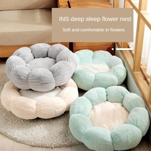 New Winter Pet Nest Plush Round Nest Flower-shaped Dog Nest Winter Warm and Deep Sleep Cat Nest for Cats Sofa Bed Dog Bed