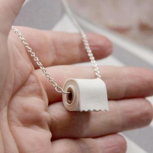 Creative Toilet Paper Roll Necklace Pendant Gag Gift Resin For Women Roll Pendant Quality High Jewelry Alloy Party Paper D8D5