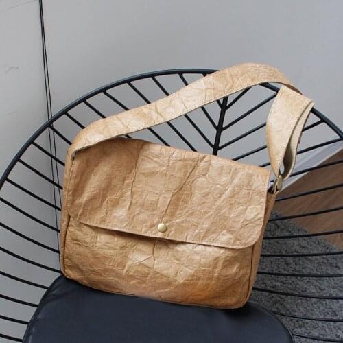 KVKY Women's Messenger Bags