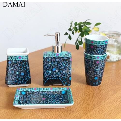 Five Piece Set Bathroom Accessories Set Ceramic Creativity Painted Pattern Home Restroom Shower Accessories Home Decoration