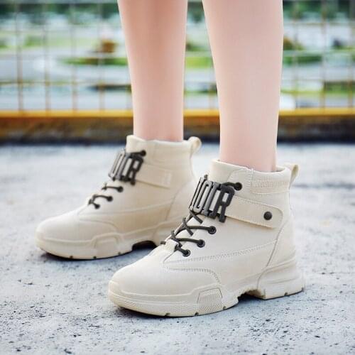 2021 New Genuine Leather Fashion Sneakers Women Casual Shoes High Top Platform Ladies Shoes Sneaker Women Ankle Boots Hot Sell