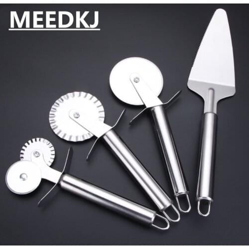 1pcs Stainless Steel Pizza Cutter Double Roller Pizza Knife Pastry Pasta Dough Crimper Kitchen Pizza Tools 4 tools