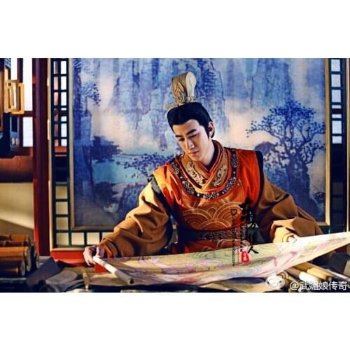 Delicate Embroidery Tang Dynasty Officer Costume TV Play Empress of China Lizhi Same Design Tang Emperor Casual Costume Yellow