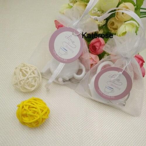 Free Shipping The Guests Present Wedding Gift Love Is Brewing Teapot Measuring Tape Teapot Tapeline Keychain Party Favors 20Pcs