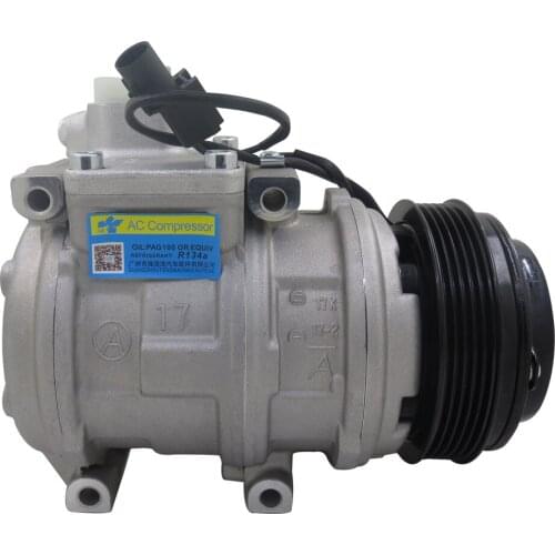 Car AC Compressor For Mitsubishi N84w Chariot MR398396 87014A