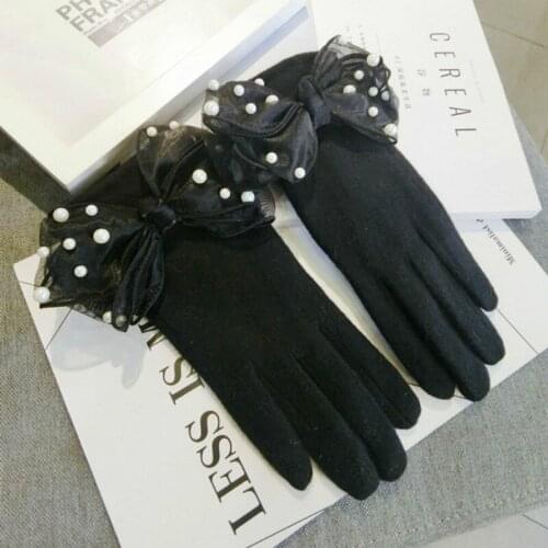 New Korean touch screen black gloves wool bow warm knitted women spring winter gloves thick mittens
