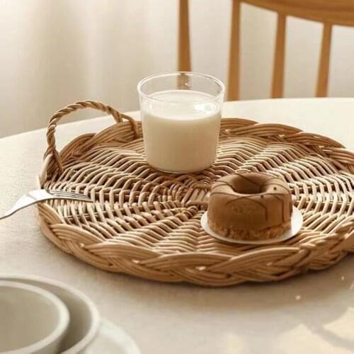 Handwoven Rattan Storage Tray With Hand Handle Round Wicker Basket Bread Food Plate Fruit Cake Platter Dinner Serving Tray