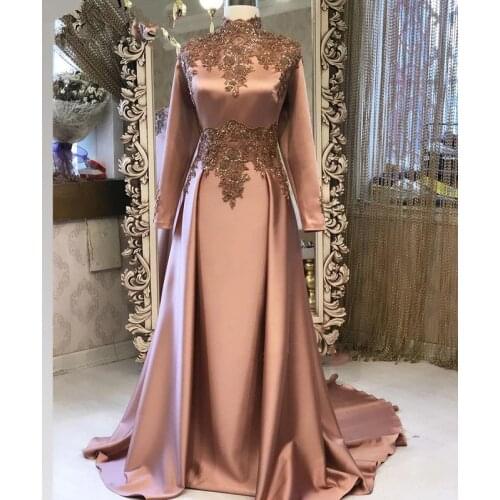Vintage Muslim Formal Evening Dresses 2021 High Neck Long Sleeves Lace Appliques Beadeds Plus Size Dubai StyleProm Party Gowns