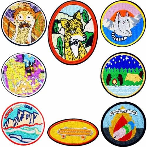 Picasso Deer Iron On Embroidery Needlework Patch Woven Knitwear for Clothes Pants Shoes Backpacks Tailor Embellishment