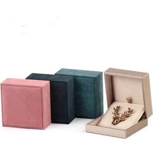 Jewelry Box 1 pcs 9x9x4cm pink/green/navy bule color Brooch display storage box direct sales Wedding Necklace Pendant