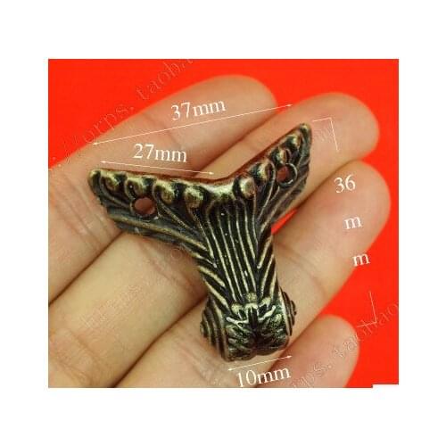 37MM*36MM zinc alloy Corner Protector Hardware Antique wine box Wrap angle Decorative box corners Metal corner
