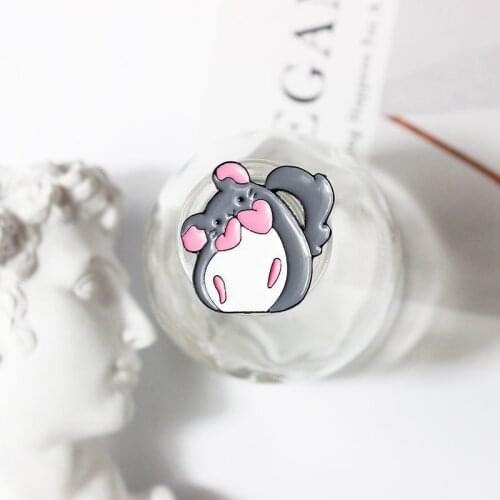 Orange / Gray Cartoon Cat Hamster Enamel Squirrel Brooch Bag Clothes Lapel Pin Sasha Away Badge Cartoon Jewelry Gift For People