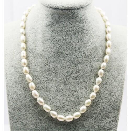 Classical Natural Freshwater Pearl Necklace 8-9mm Rice Shape Women Pearl Necklace Handmade Good Quality