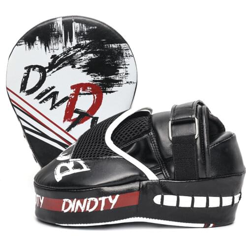 1 Piece 390g 2019 Black MMA Muay Thai Boxing Pads Martial Arts Focus Mitts Grappling Sanda Karate Combat Training Gear DEO