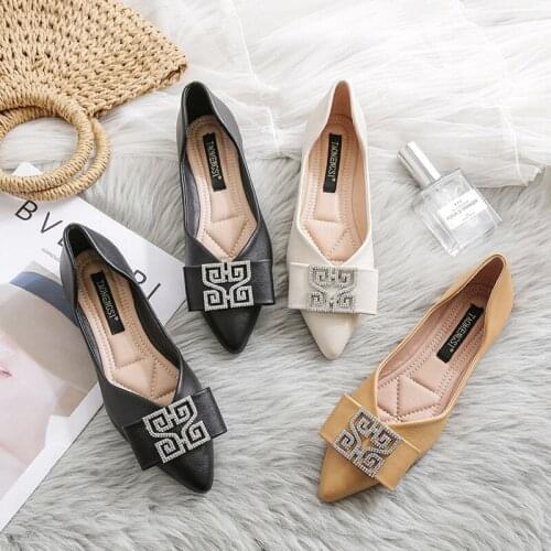2021 Spring Summer Women Flat Shoes Big Size Fashion Comfortable Leather Pumps Rhinestone Casual Shoes Soft Sole Ladies Loafers