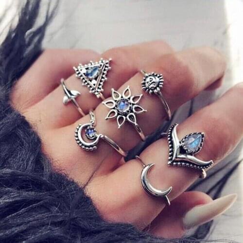 Pack of 7 combination knuckle rings with vintage carved flower /sun / moon and inlay acrylic gem design