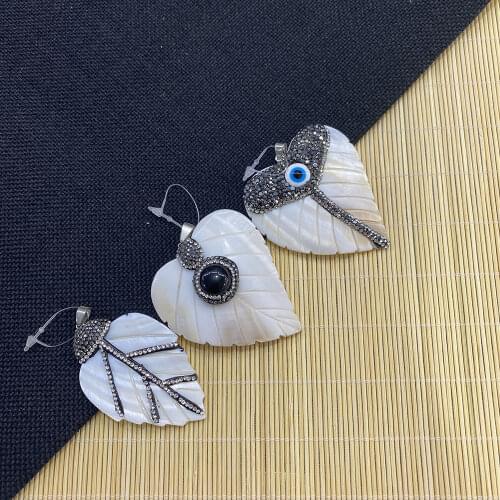 Natural Freshwater Shell Leaf-shaped Sticky Diamond Pendant Necklace and Bracelet Used for DIY Jewelry Making Size 35x60-45x65mm