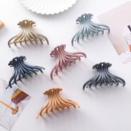 Large shower clips simple wild big hair catch ponytail clip hair accessories 6 Colors