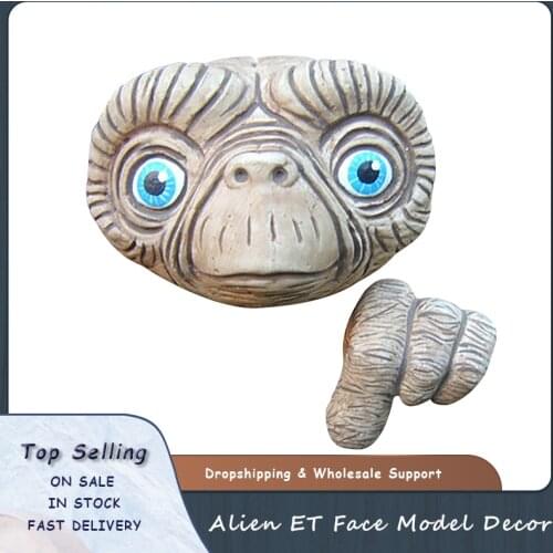 Artificial Alien ET Face Model Decoration Realistic Resin Ornament for Garden Hanging Tree Ornament Hidden Scary Pendant