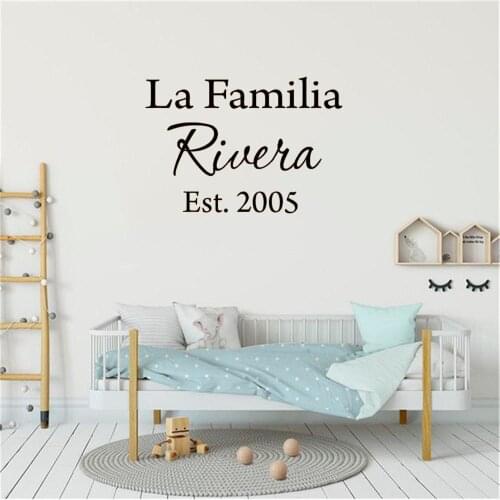 La Familia Wall Sticker Spanish Quote Wall Decal Insert Home Decoration For Living room Bedroom Vinyl Mural RU4040