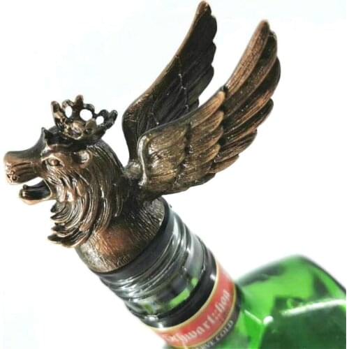 Creative Lion King with Wings Pour Spouts Bar Family Red Wine Mouth Wine Container Exquisite Personalized Decorations