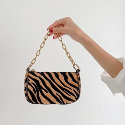 Niche Womens 2021 New Fashion Portable Single Shoulder Underarm Bag