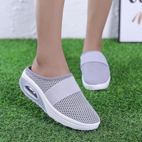 DUKLUCAK Women's Sandals