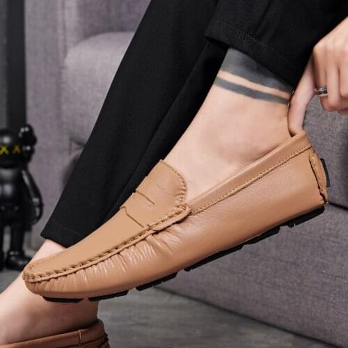 Leather Men Loafers Luxury Brand Men Casual Shoes Comfortable Antiskid Shoes Men Genuine Driving Shoes Simple Fashion Shoes