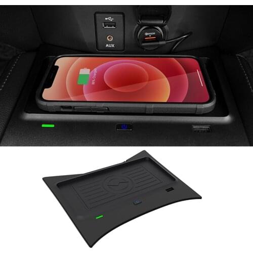 Car wireless charger for Nissan Qashqai 2016 2017 2018 X-Trail 2014-2021 10w QI phone charger charging plate panel for iPhone