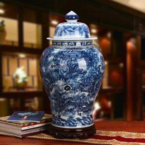 Jingdezhen Porcelain High Quality Hand-painted Blue And White Porcelain Kowloon In The Sky dargon pattern porcelain ceramic vase