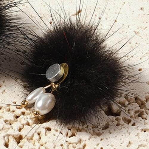 12 Colors Nail Pom Fluffy Plush Ball Detachable Nails Design Art Puff Fur Ball Magnetic 3D Soft Pompon Ball with Pendants