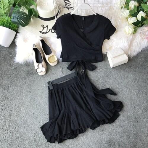 Women Two Piece Skirt Sets 2020 New Sumemr Short Sleeve Sexy Bandage Crop Top + Pleated Mini Skirt Fashion Woman Solid 2 Pcs Set