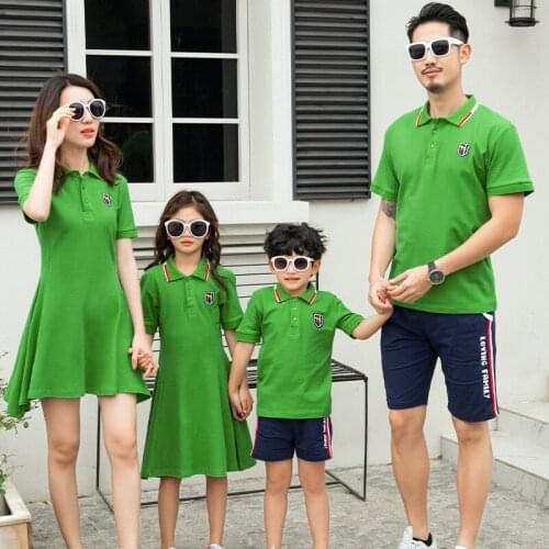 Family Matching Outfits Summer Dad Son Cotton T-shirt Mother Daughter Dresses Holiday Family T shirts Matching Couple Outfits